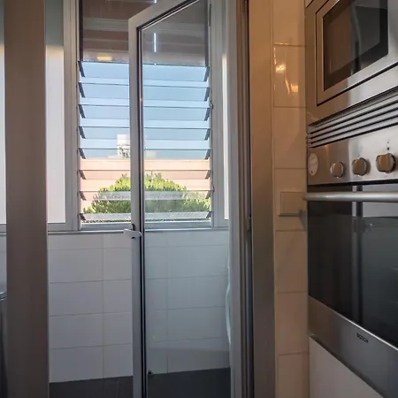 Flamingos - Spacious 2 Bedroom With Ac And Outdoor Area * Lisboa