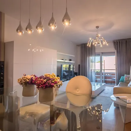 公寓 Flamingos - Spacious 2 Bedroom With Ac And Outdoor Area