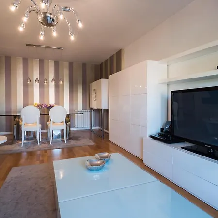 Flamingos - Spacious 2 Bedroom With Ac And Outdoor Area 公寓