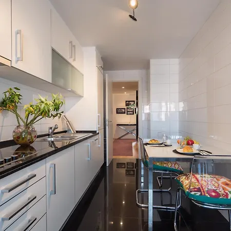 Flamingos - Spacious 2 Bedroom With Ac And Outdoor Area