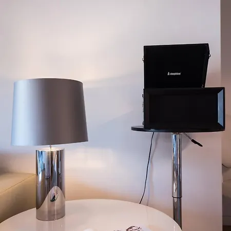 公寓 Flamingos - Spacious 2 Bedroom With Ac And Outdoor Area Lisboa