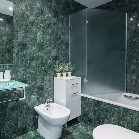Flamingos - Spacious 2 Bedroom With Ac And Outdoor Area Lisboa